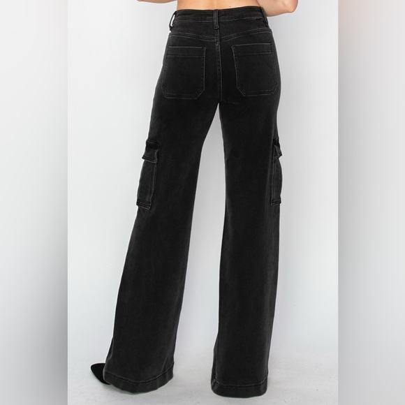 NWT RISEN PLUS + REG Size Black High Rise Wide Leg 90s Cargo Jeans - Picture 6 of 8
